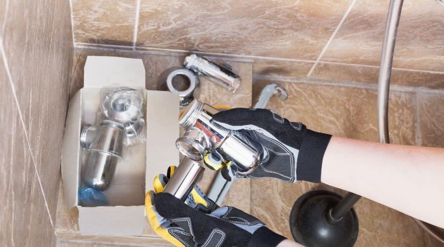 Expert Emergency Roof Repairs services in Desdemona, TX